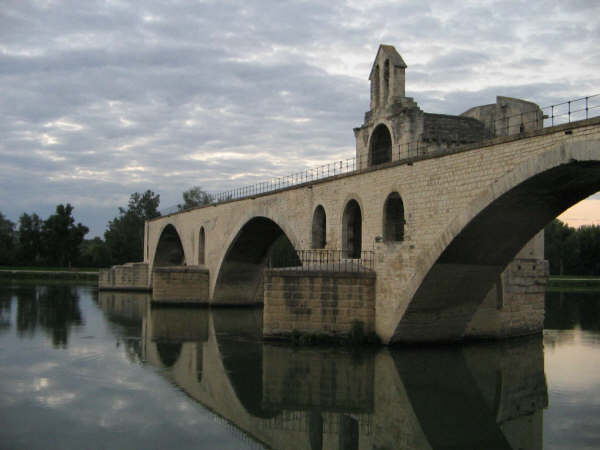 Lire la suite à propos de l’article Avignon, cité des papes !