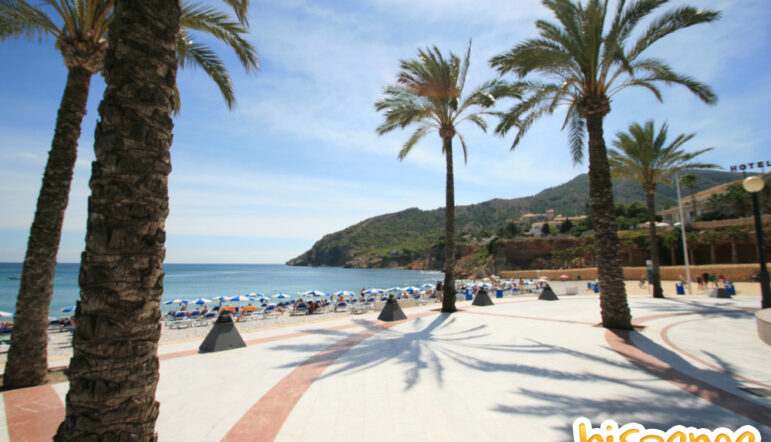 Altea : un labyrinthe de surprise