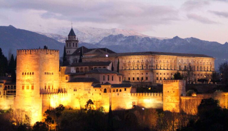 L’Alhambra : les rouges palais nasrides