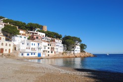 Rendez-vous au sud de Begur pour découvrir de superbes calanques