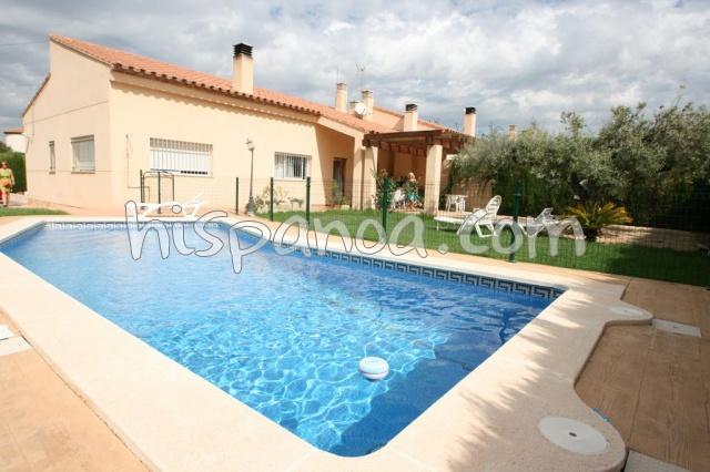 location villa piscine costa dorada, vacances espagne