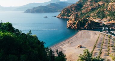Comment bien préparer votre voyage en Corse ?