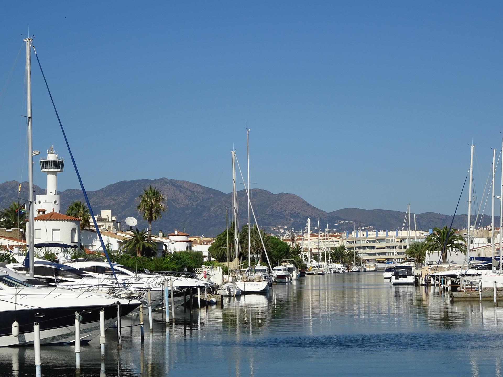 Lire la suite à propos de l’article Guide de vacances et de location de vacances à Empuriabrava