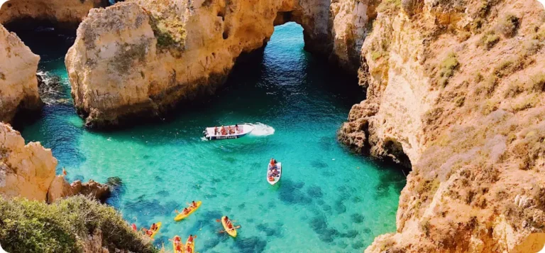 Cala les Bassetes